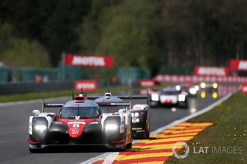 #8 Toyota Gazoo Racing Toyota TS050 Hybrid: Anthony Davidson, S&eacute;bastien Buemi, Kazuki Nakajima
