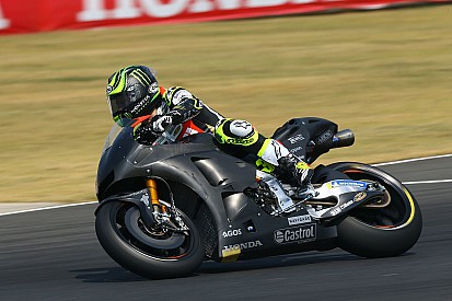 Crutchlow Tayland testinin ilk gününde lider