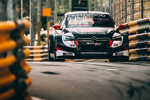 Pole y record del circuito para Rob Huff en el WTCC de Macao