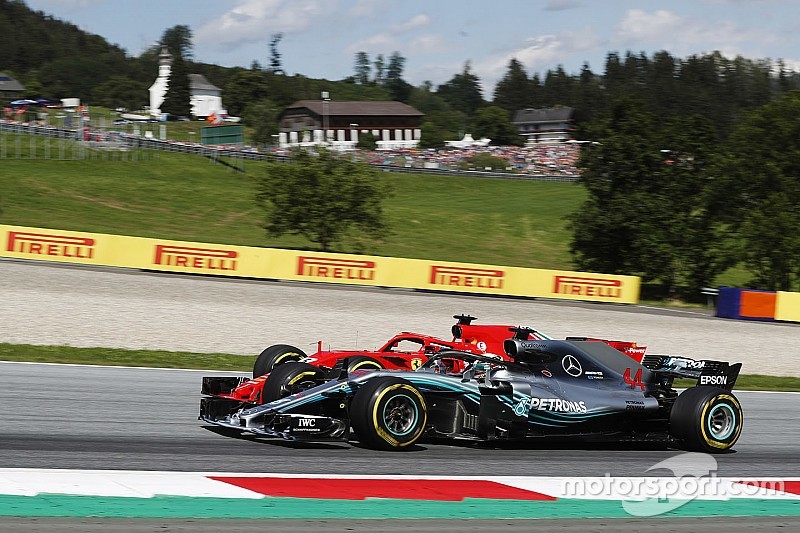 Vettel, Raikkonen'e takım emri verilmemesinden memnun