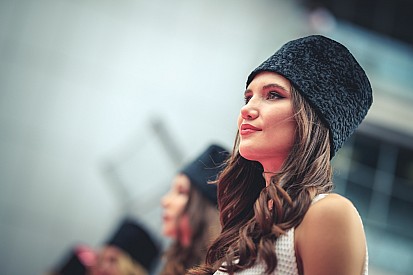 Fotogallery: la F1 ritrova le grid girl in Russia, in SBK invece non mancano mai