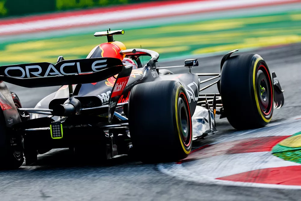 Sergio Perez, Red Bull Racing RB18