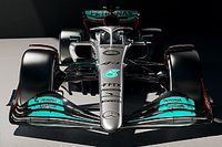F1: Mercedes revela por que retornou &agrave; pintura prateada no carro de 2022