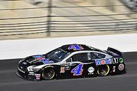 Harvick gana en Indy y Su&aacute;rez eliminado de playoffs