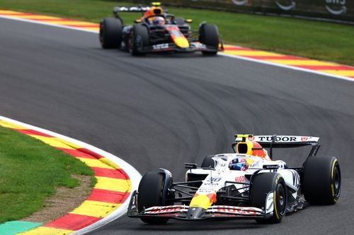 Por qué Red Bull no puede solucionar sus problemas copiando a Racing Bulls