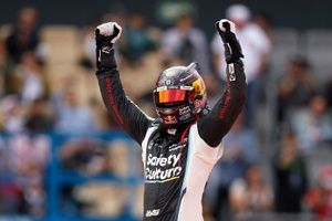 NASCAR Cup: Shane van Gisbergen arrasa en la visita a M&eacute;xico