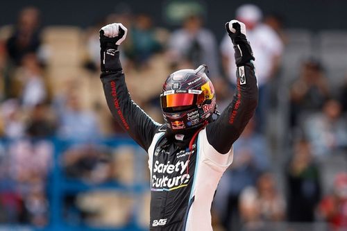 NASCAR Cup: Shane van Gisbergen arrasa en la visita a México