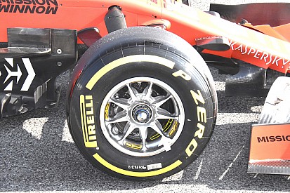 A Ferrari is él a Mercedes trükkjével: miért is?!