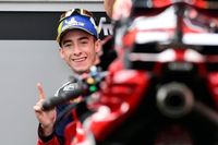 Acosta: "Doler&iacute;a mucho que Mart&iacute;n se llevara el #1 a otra f&aacute;brica"