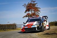 Evans utrzymuje prowadzenie