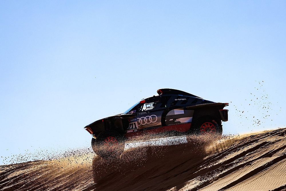 #211 Team Audi Sport Audi: Mattias Ekstrom, Emil Bergkvist