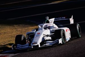 Ohta se impone a Iwasa por 0,2s en el arranque de la Super F&oacute;rmula en Suzuka
