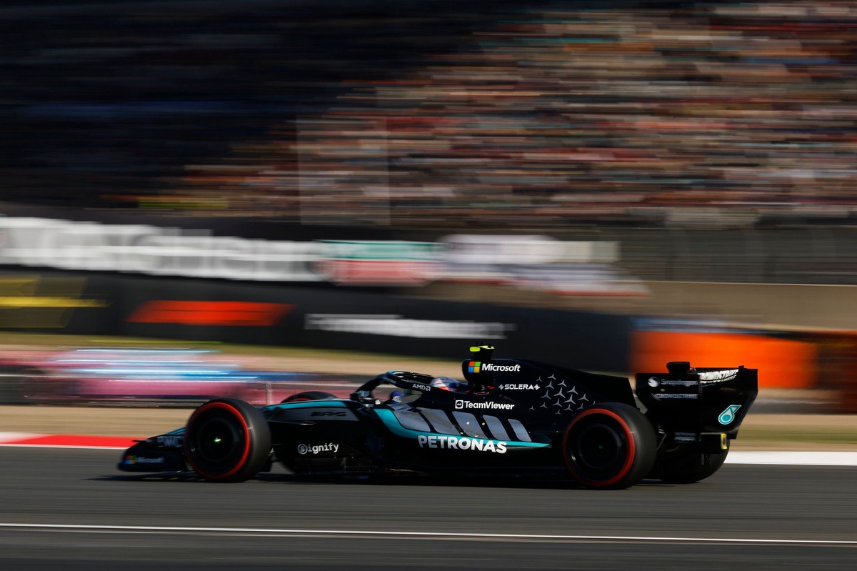 F1: Antonelli lidera dobradinha da Mercedes e Bortoleto é 16º; confira grid de largada do GP da China