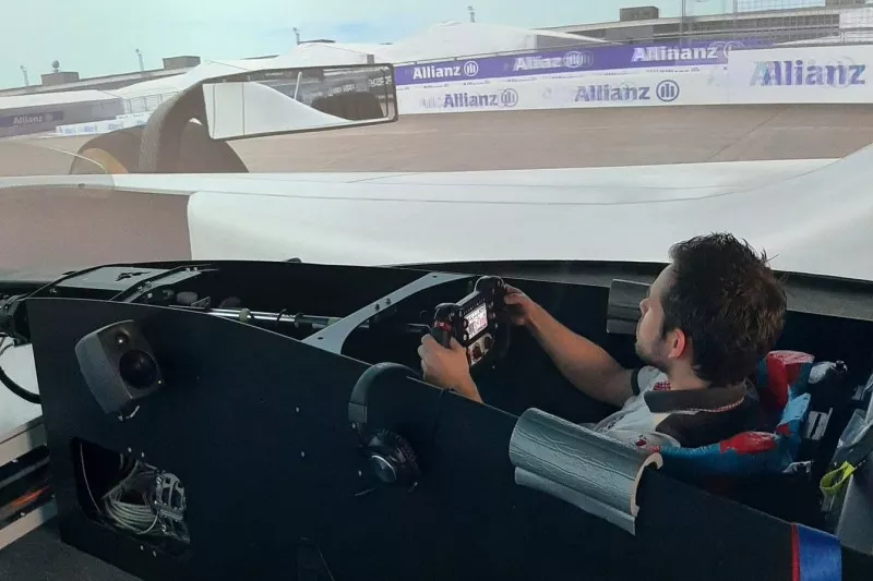 Selbstversuch im Formel-E-Simulator: Bekommt ein "Normalo" das hin?