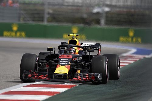 Verstappen, sancionado por ignorar banderas amarillas