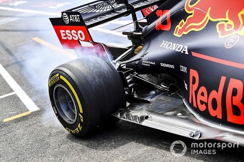 Pierre Gasly, Red Bull Racing RB15, dans la pitlane