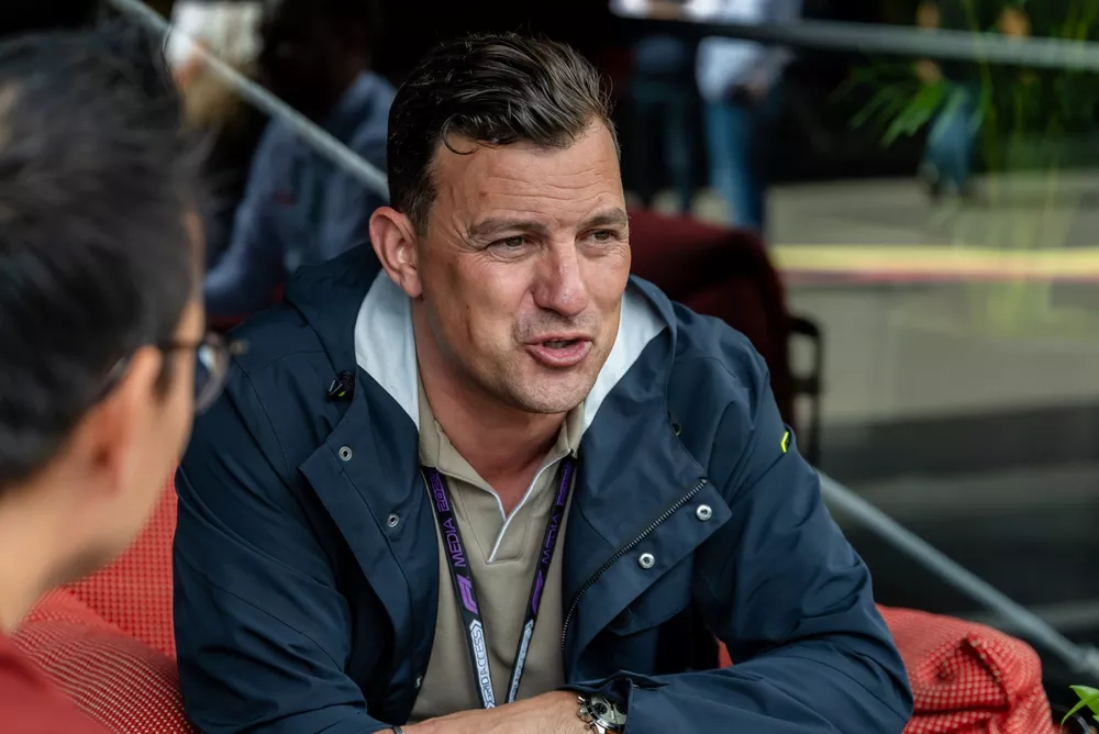 Will Buxton, F1 TV presenter, Erwin Jaeggi, Motorsport.com journalist