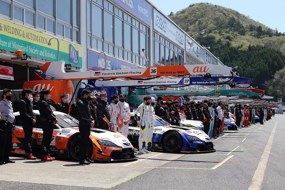 Pit lane