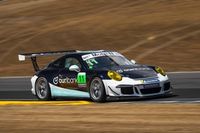 Paulo Reales escala pelotão e fica próximo de pódio na Porsche Cup
