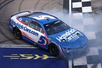 Nascar Cup: Imparable en Kansas, Kyle Larson logra una dominante victoria