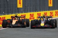 Brundle avisa a McLaren F1: "Piastri supera a Norris en habilidad en carrera"