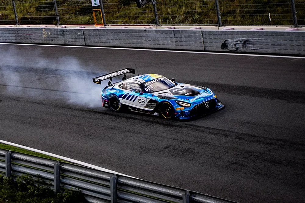 #88 Akkodis ASP Team, Mercedes-AMG GT3: Raffaele Marciello, Timur Boguslavskiy