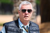 Russell cree que la sanci&oacute;n de una carrera para Derek Warwick es suficiente