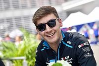 Russell spokojny o hamulce