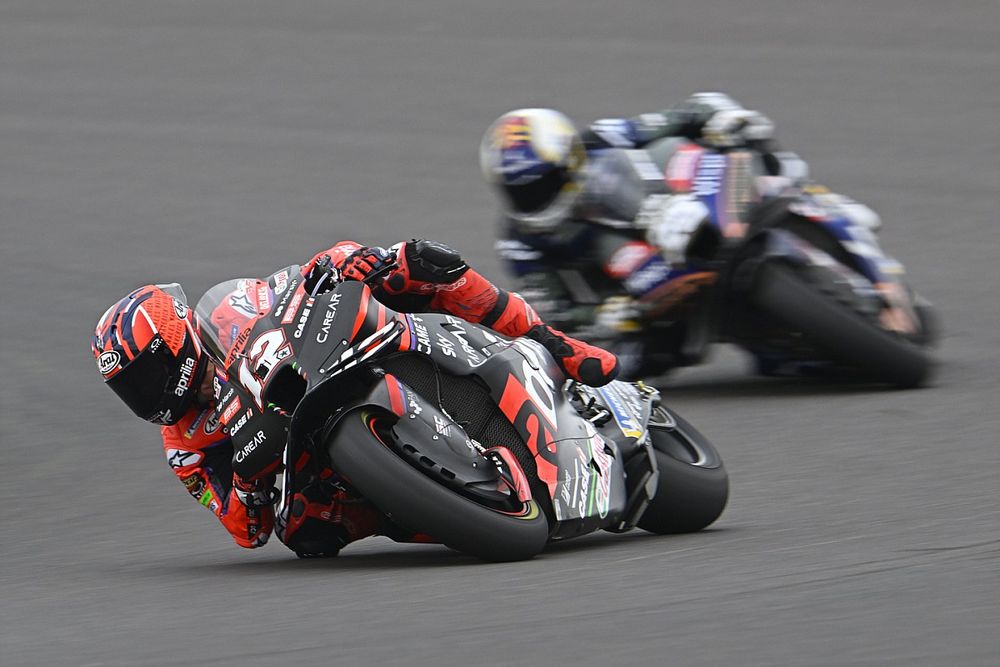 Maverick Vi&ntilde;ales, Aprilia Racing Team