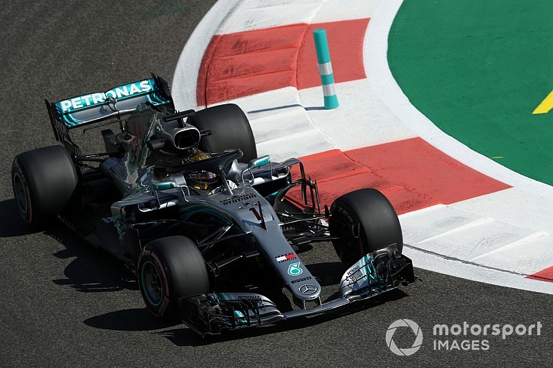 Mercedes: Beschadigde motor van Hamilton ziet er normaal uit