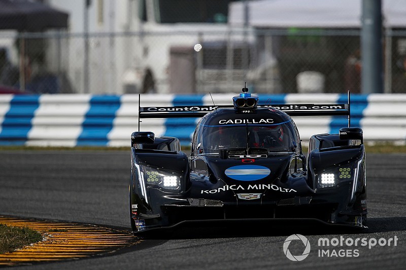 Van der Zande manda en la cuarta sesión en Daytona