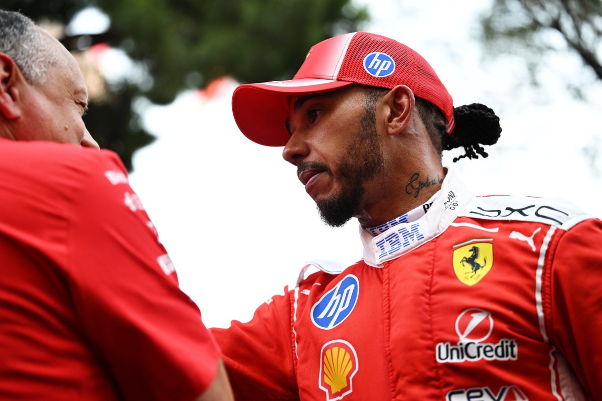 Photo: Motorsport Lewis Hamilton defends Ferrari boss Fred Vasseur as fantastic leader