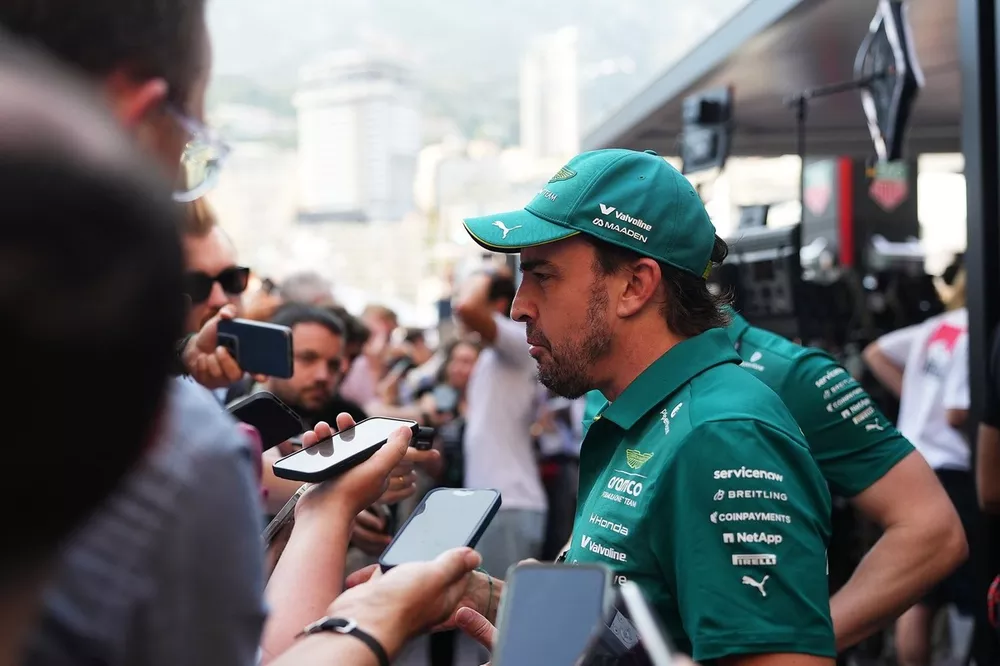 Fernando Alonso, Aston Martin Racing