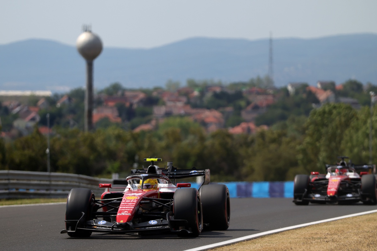 [Image: charles-leclerc-ferrari-lewis--2.jpg]