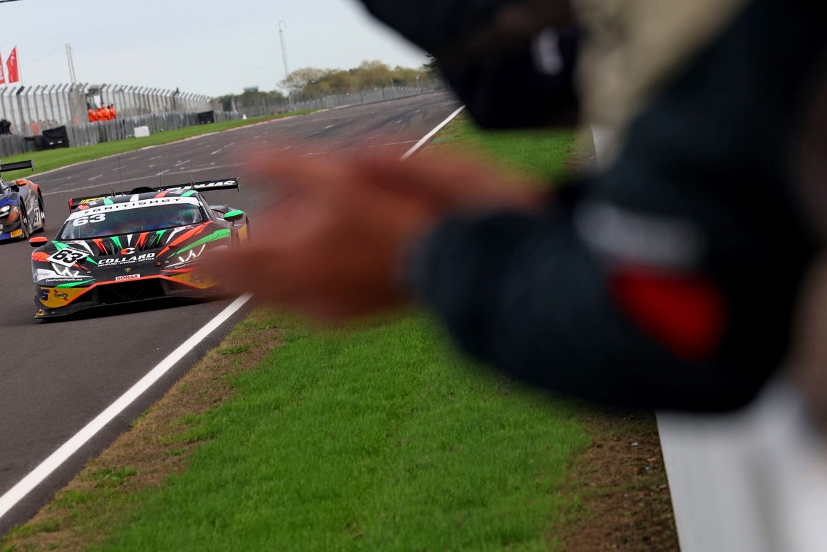 Collard/Cook's Donington Park win causes huge British GT title swing