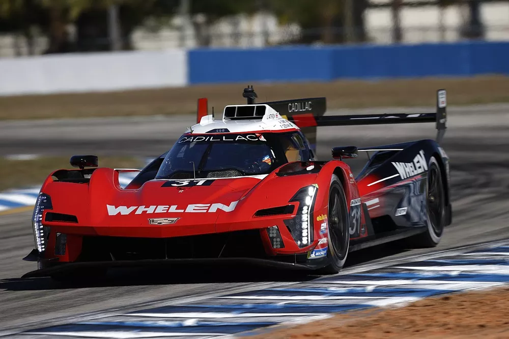 #31 Action Express Racing, Cadillac DPi, GTP: Pipo Derani, Alexander Sims, Jack Aitken