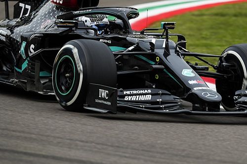 Bottas, enfadado: "No s&eacute; por qu&eacute; no se&ntilde;alaron los restos en pista"