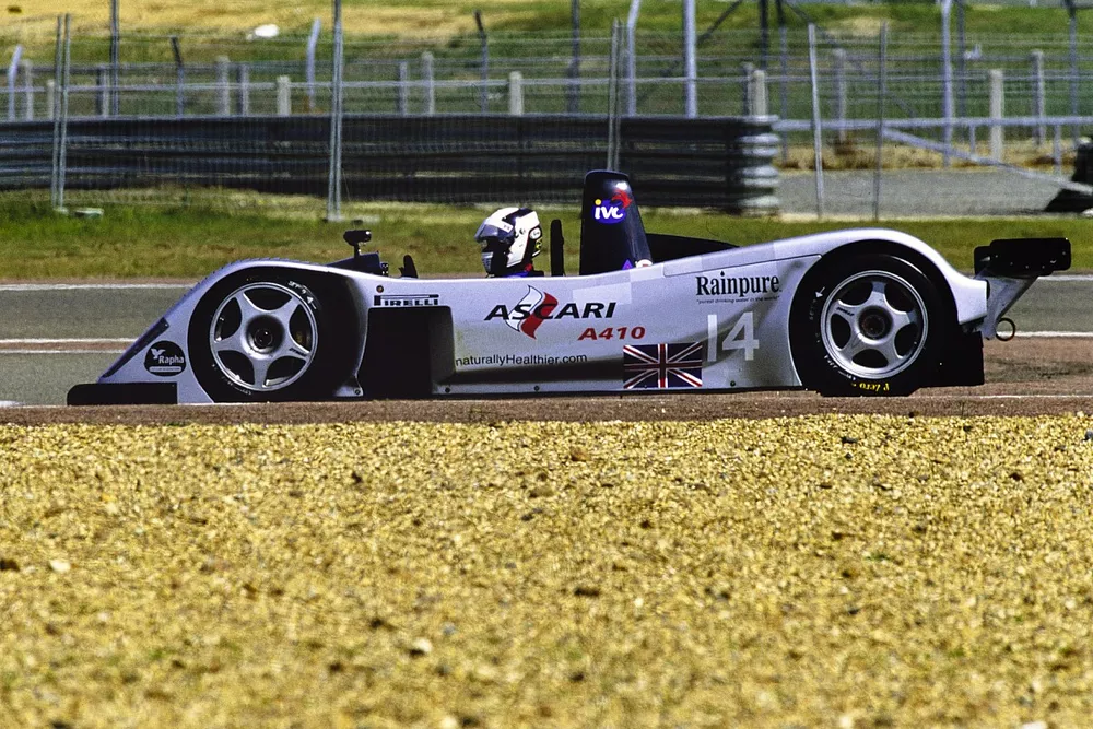 Max Wilson Le Mans pre-qualifying 2000 Ascari