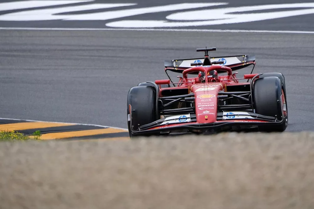 Carlos Sainz, Ferrari during the Pirelli test