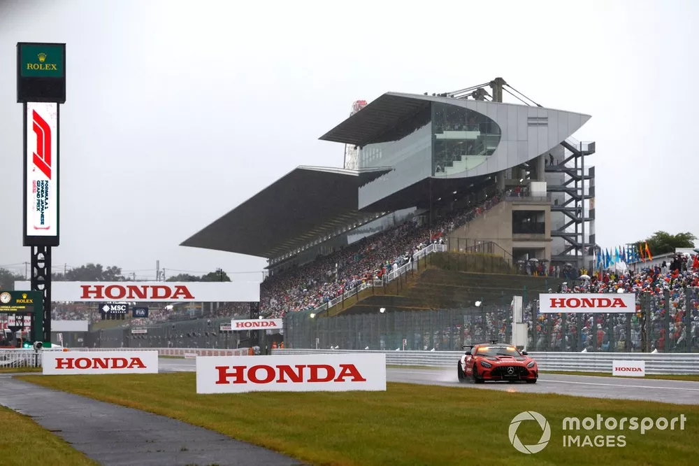 The Safety Car on track