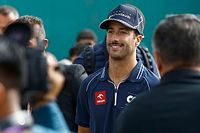 Ricciardo: Bycie przed Perezem to fajne uczucie