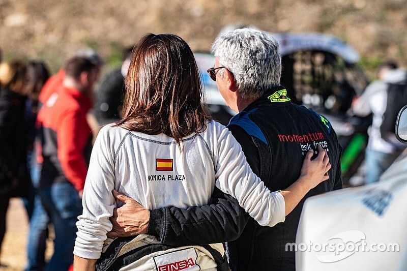 M&oacute;nica Plaza, Manuel Plaza, Sodicars