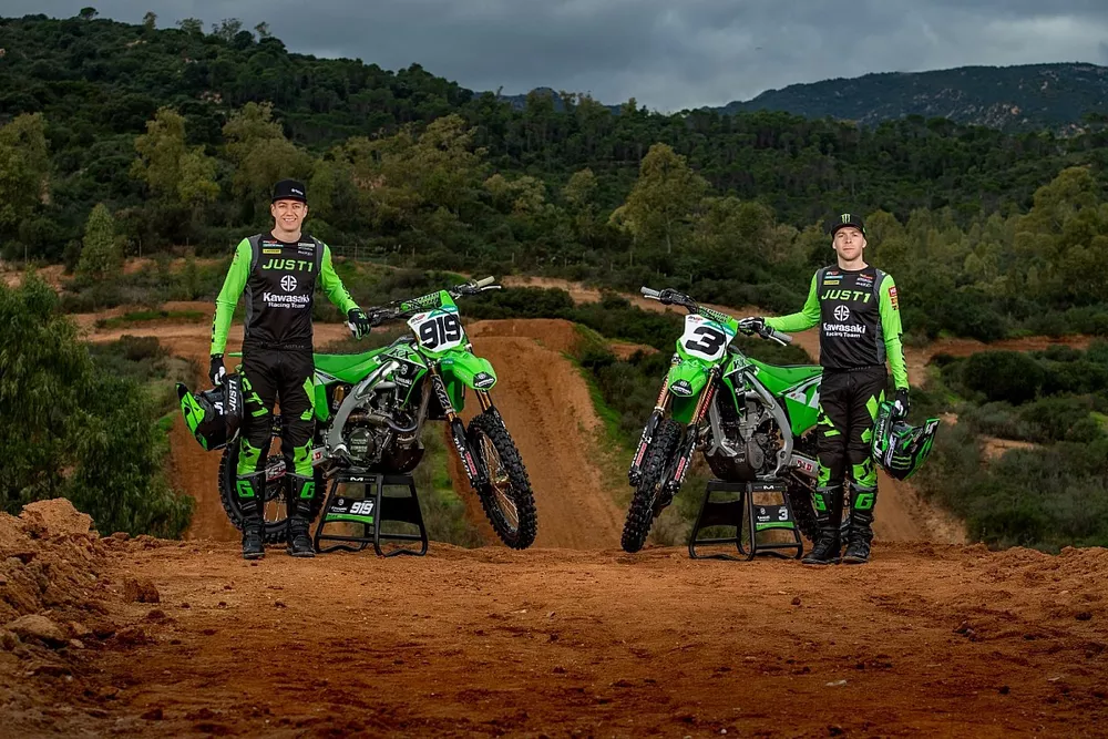 Kawasaki Factory Racing Team 2022