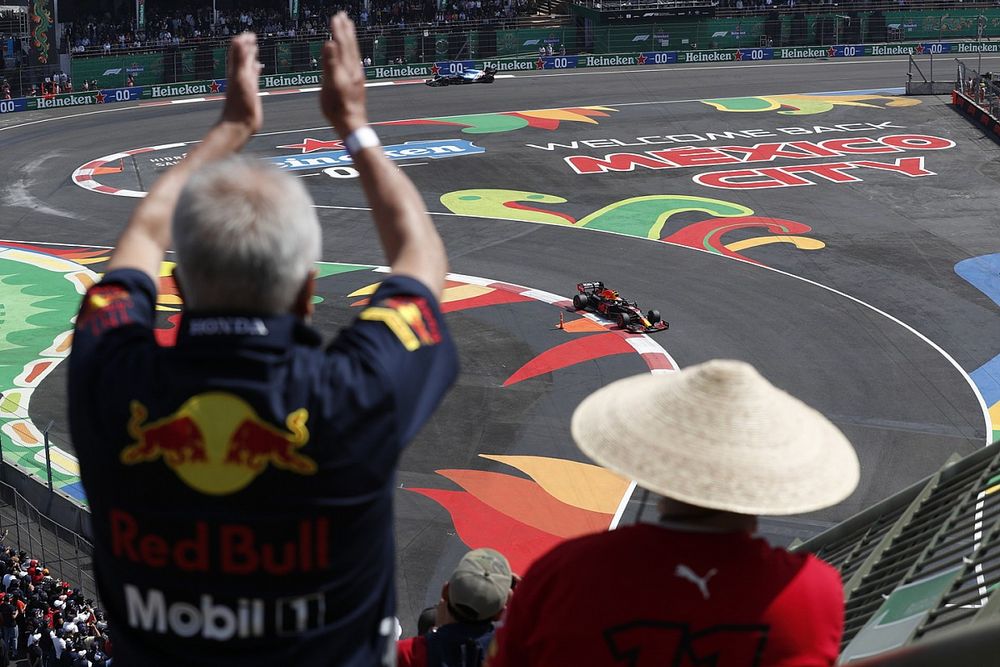 Max Verstappen, Red Bull Racing RB16B