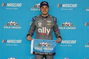 Bowman pierwszy w historii