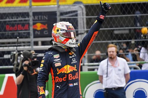Verstappen con pole y fuerte accidente de Bottas