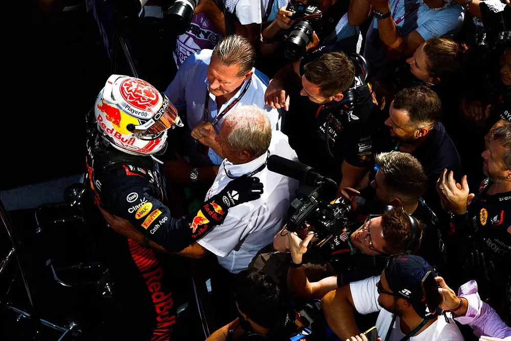 Max Verstappen, Red Bull Racing, 1st position, celebrates with his team on arrival in Parc Ferme