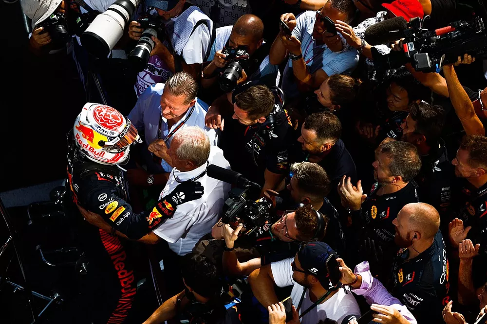 Max Verstappen, Red Bull Racing, 1st position, celebrates with his team on arrival in Parc Ferme