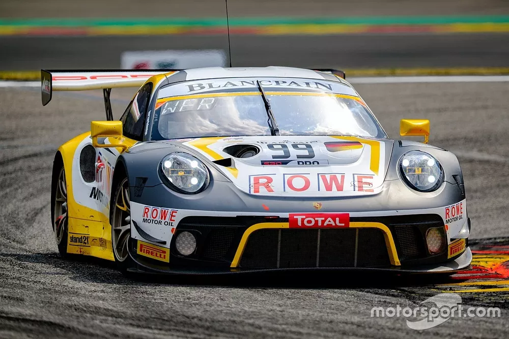 #99 ROWE Racing Porsche 911 GT3 R: Dennis Olsen, Dirk Werner, Matt Campbell
