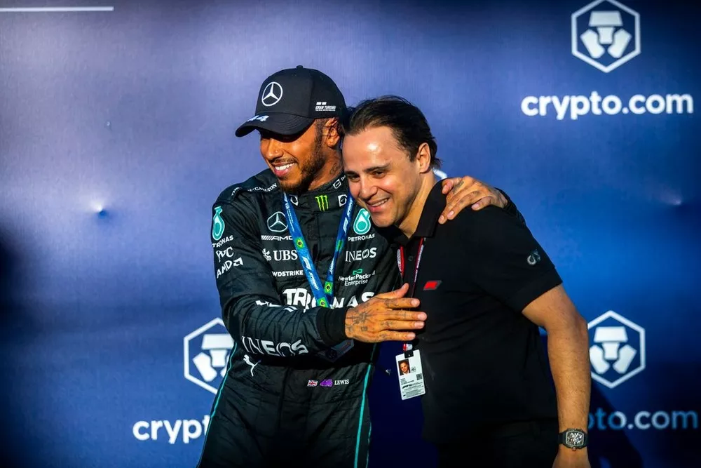 Lewis Hamilton, Mercedes AMG, 3rd position, with Felipe Massa after the Sprint